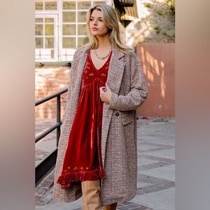 Easel Beige Tweed Trench Coat